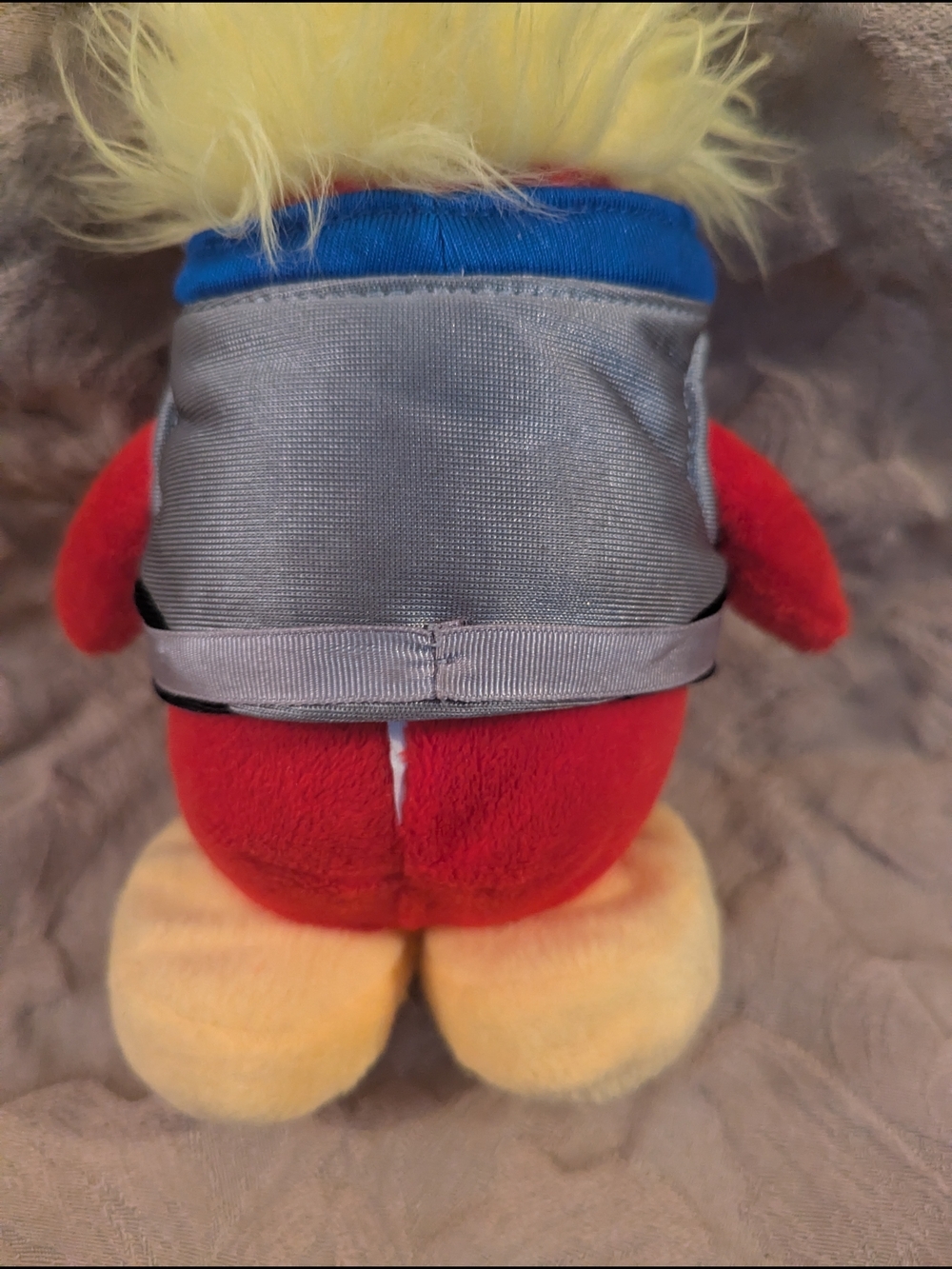 Club Penguin Plush Lot Series 12 White Bunny Red Water Sport Jakks Pacific - Picture 9 of 10